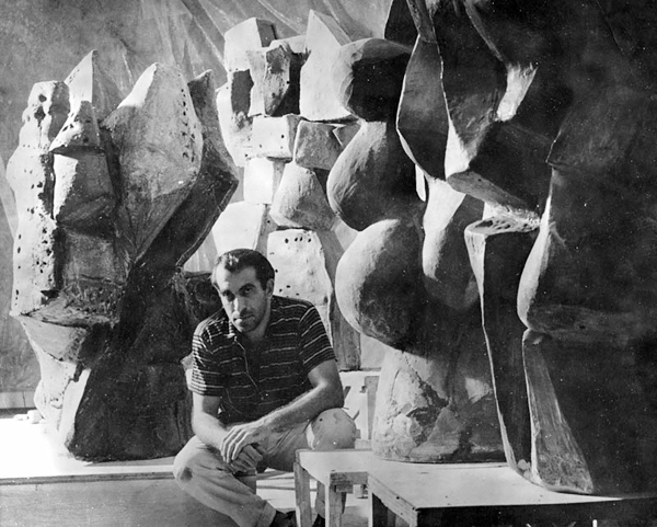 Peter Voulkos in his studio on Glendale Boulevard in Los Angeles, 1959