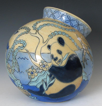 Lauren Hanson - Blue Willow Panda Cookie Jar